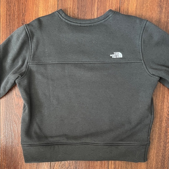 The North Face Women’s Crewneck Sweater - Picture 2 of 5